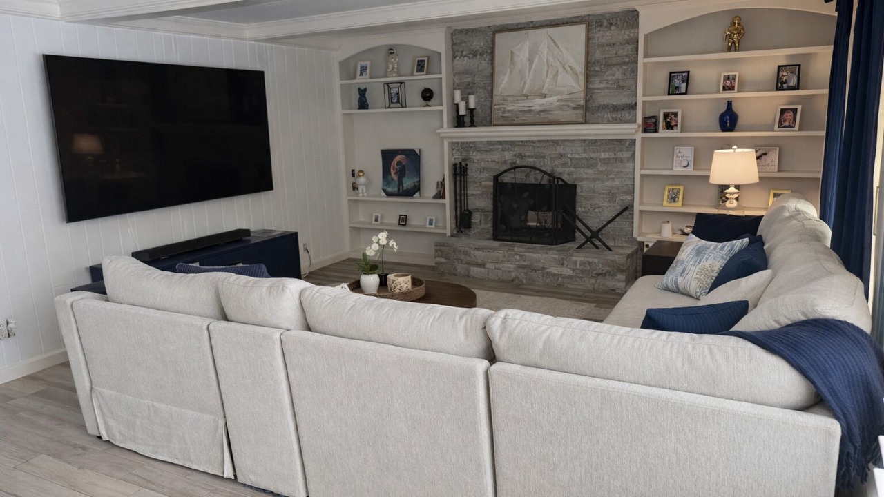 Photo of Livingroom in Lenexa