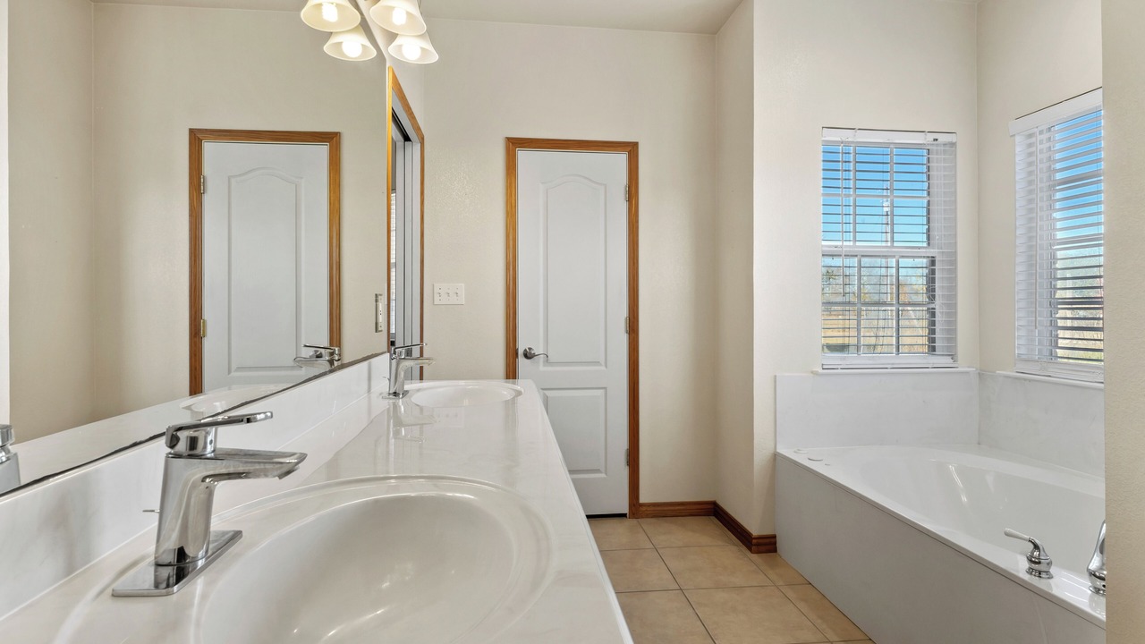 Photo of Bathroom in Waxahachie