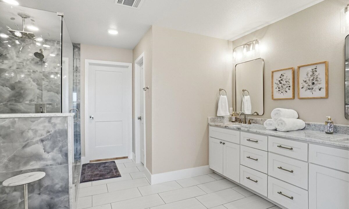 Photo of Bathroom in Granbury