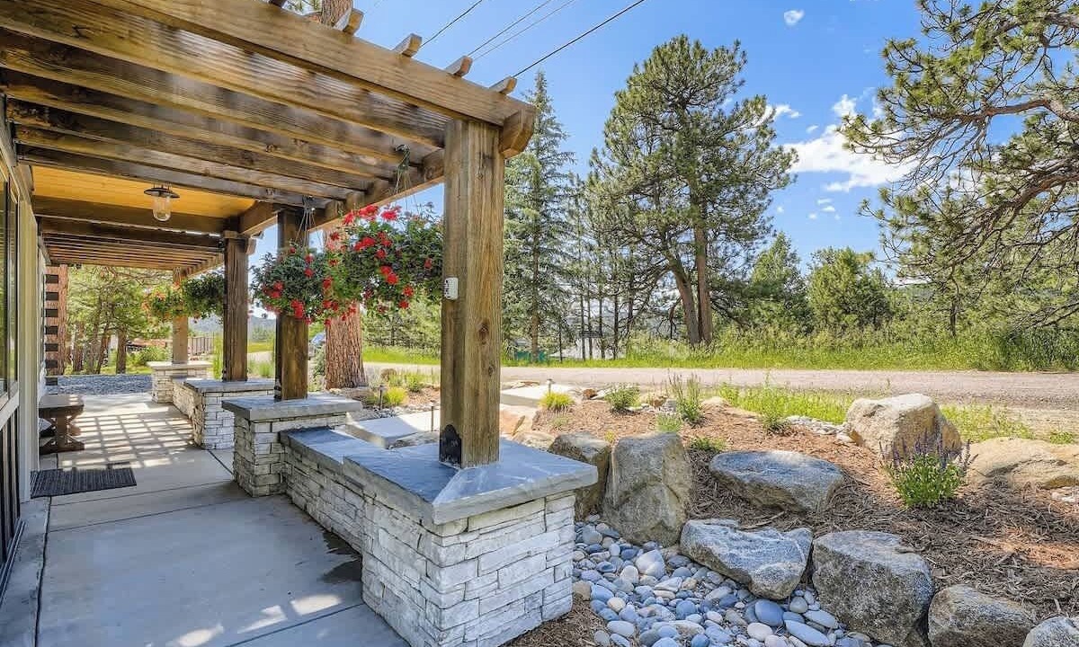 Photo of Patio Balcony in Indian Hills