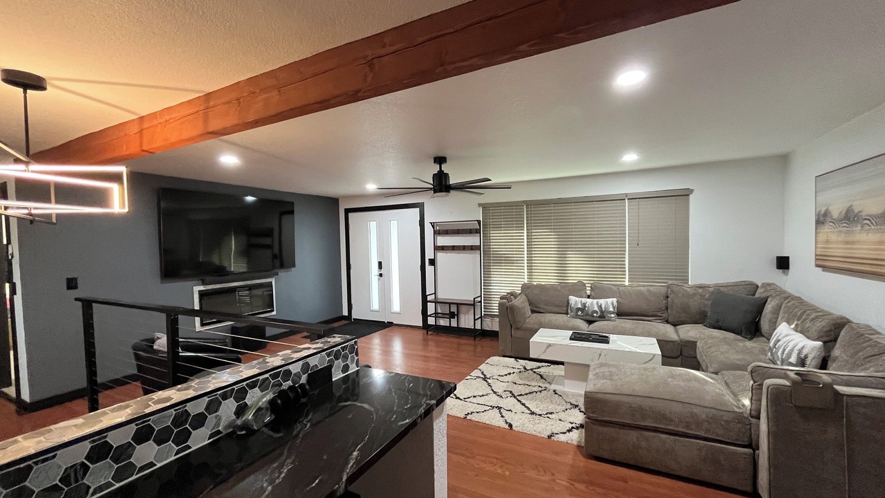 Photo of Livingroom in Southbridge