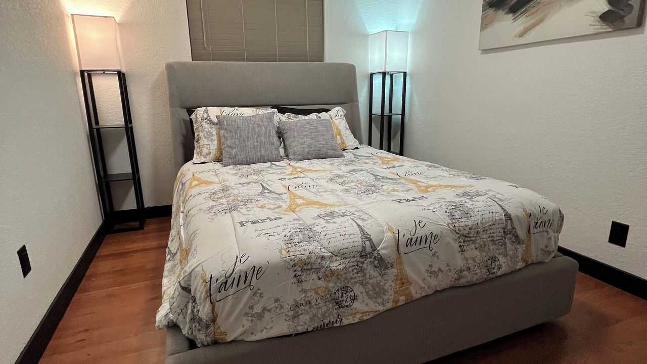 Photo of Bedroom in Southbridge