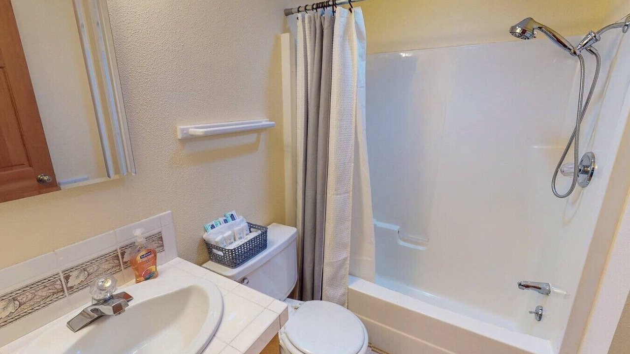 Photo of Bathroom in Joseph