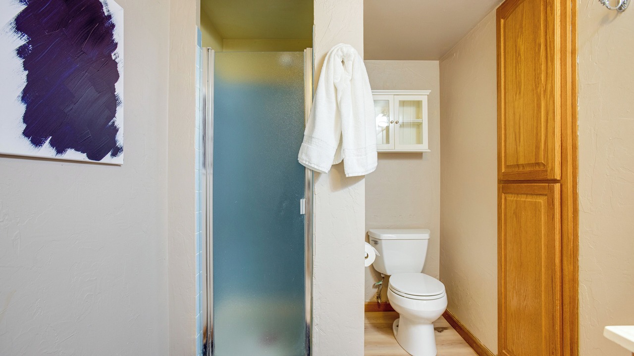 Photo of Bathroom in Applewood Villages