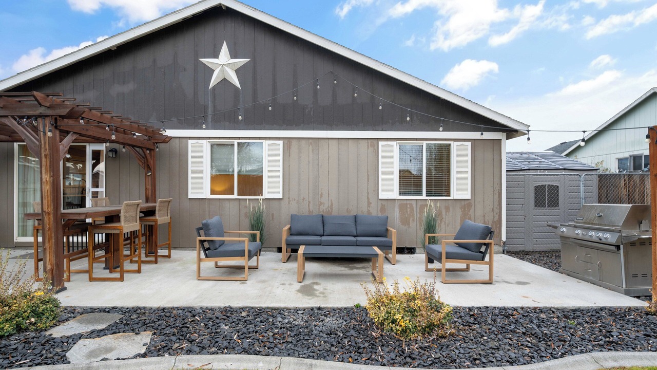 Photo of Outdoor in Tri-Cities