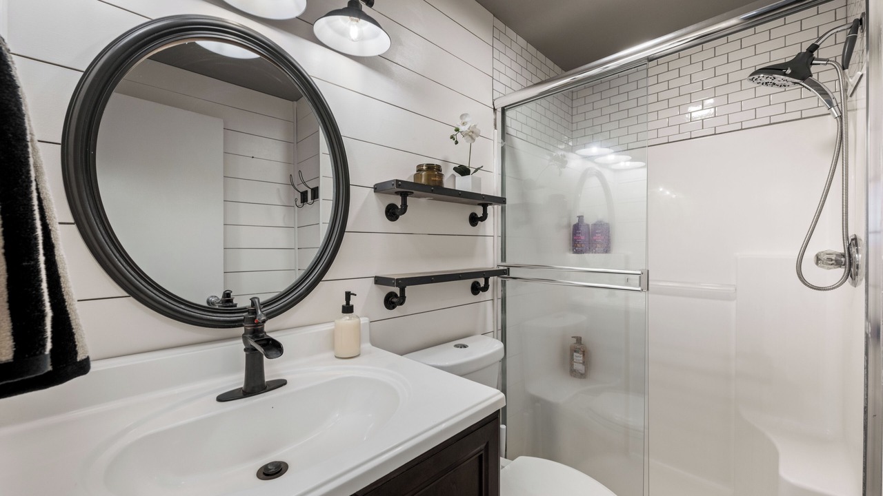 Photo of Bathroom in Tri-Cities