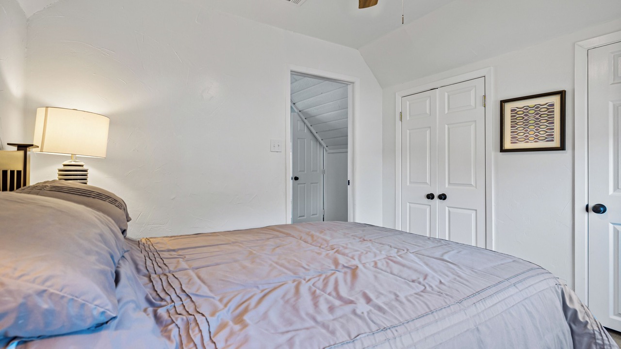 Photo of Bedroom in Granbury