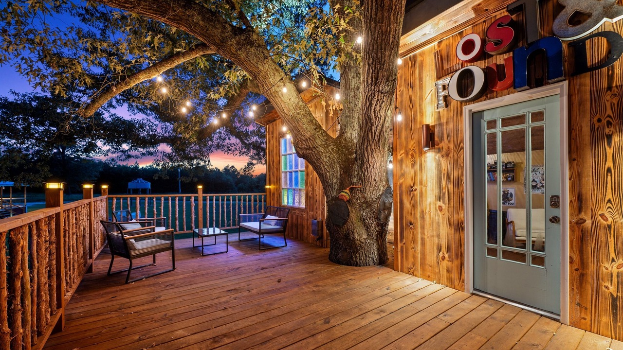 Photo of Patio Balcony in Golden