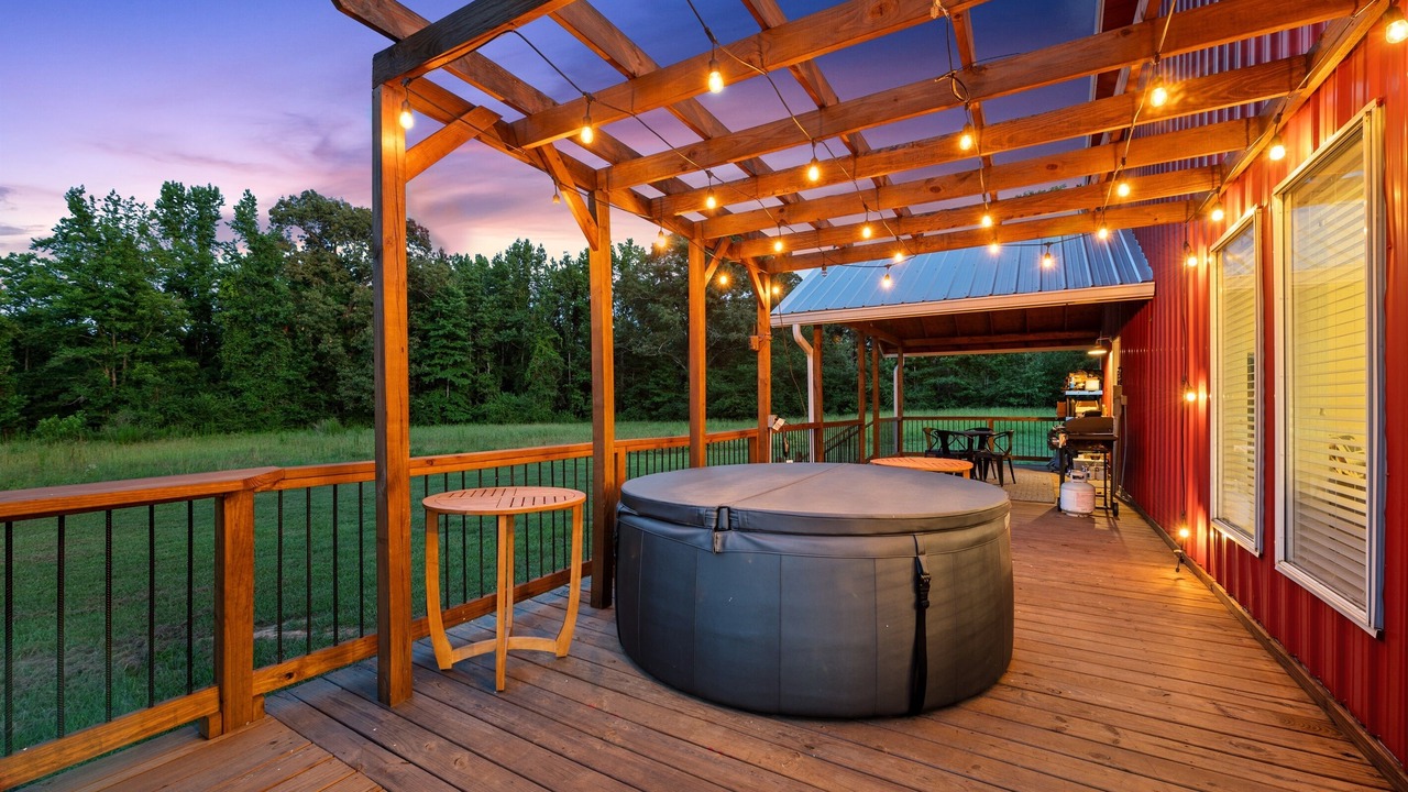 Photo of Outdoor in Golden