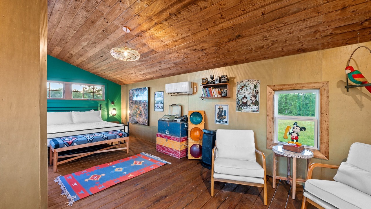 Photo of Bedroom in Golden