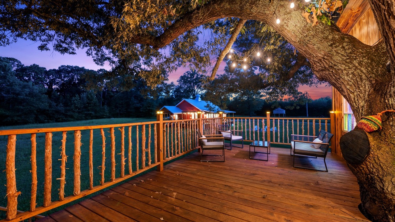 Photo of Patio Balcony in Golden