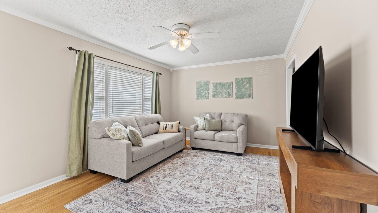 Photo of Livingroom in Shawnee