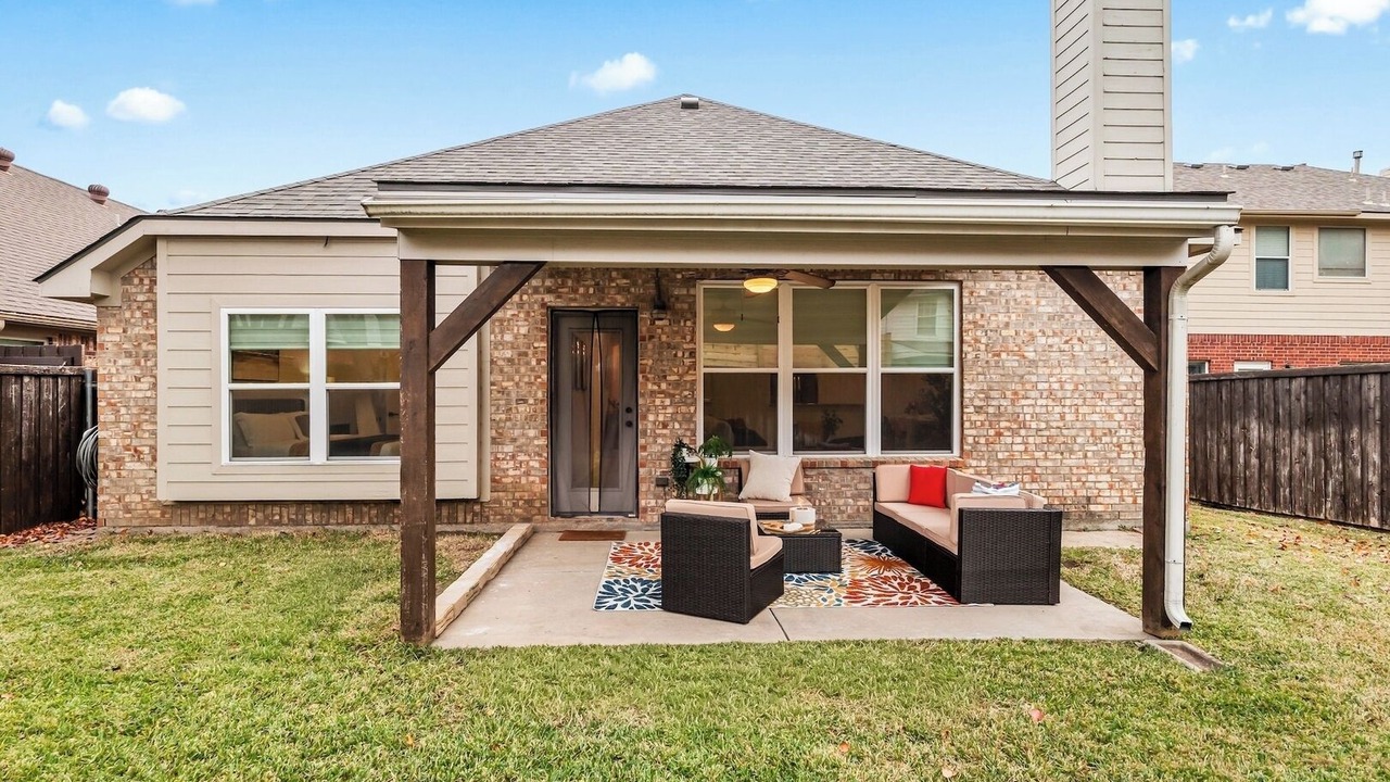 Photo of Patio Balcony in Little Elm