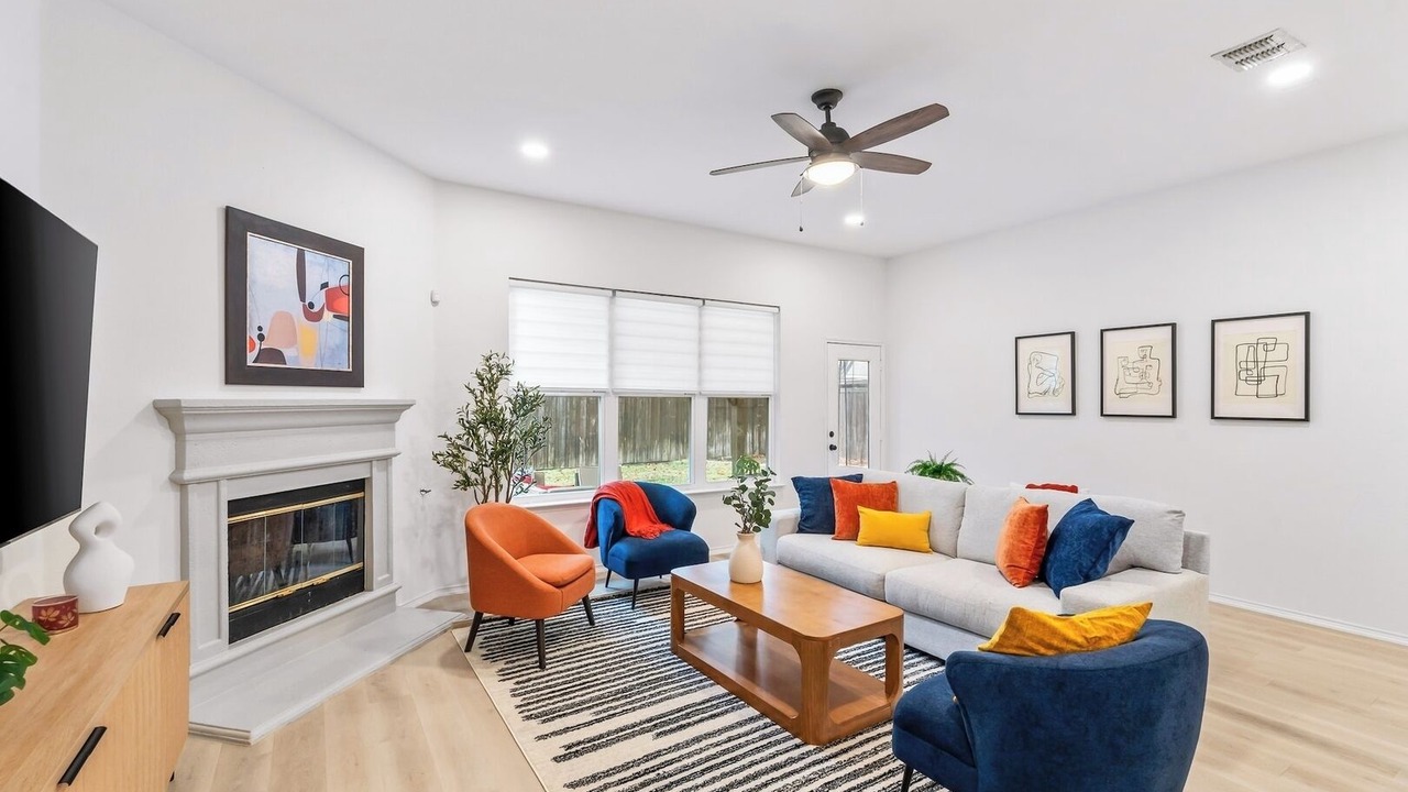 Photo of Livingroom in Little Elm