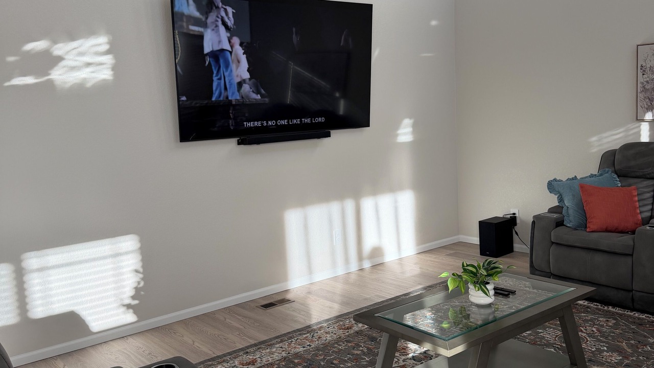 Photo of Livingroom in Commerce City