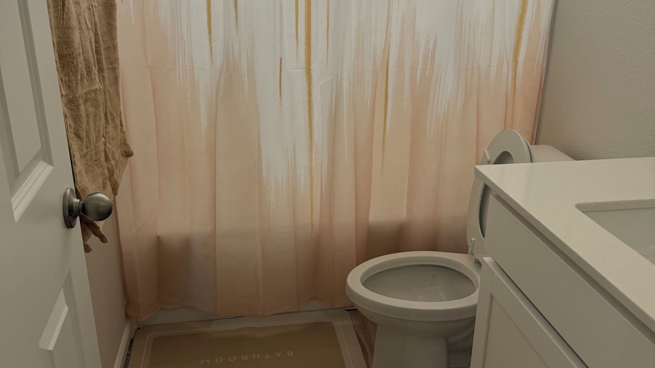Photo of Bathroom in Commerce City