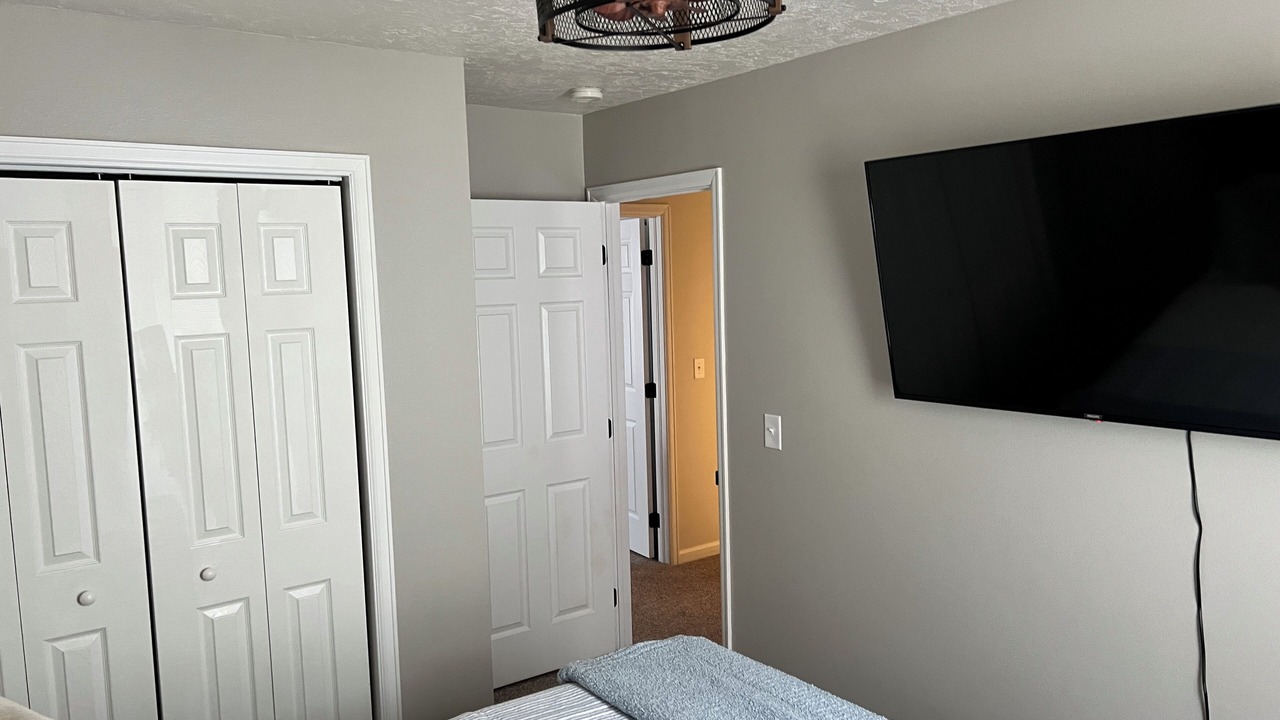 Photo of Bedroom in Saratoga