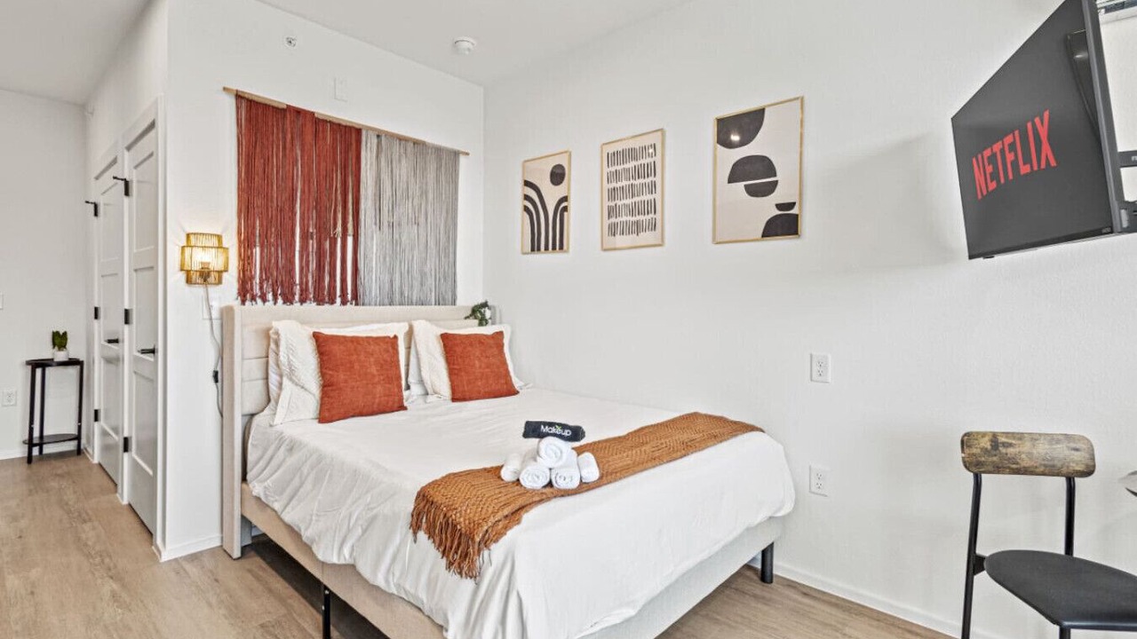 Photo of Bedroom in Oak Cliff