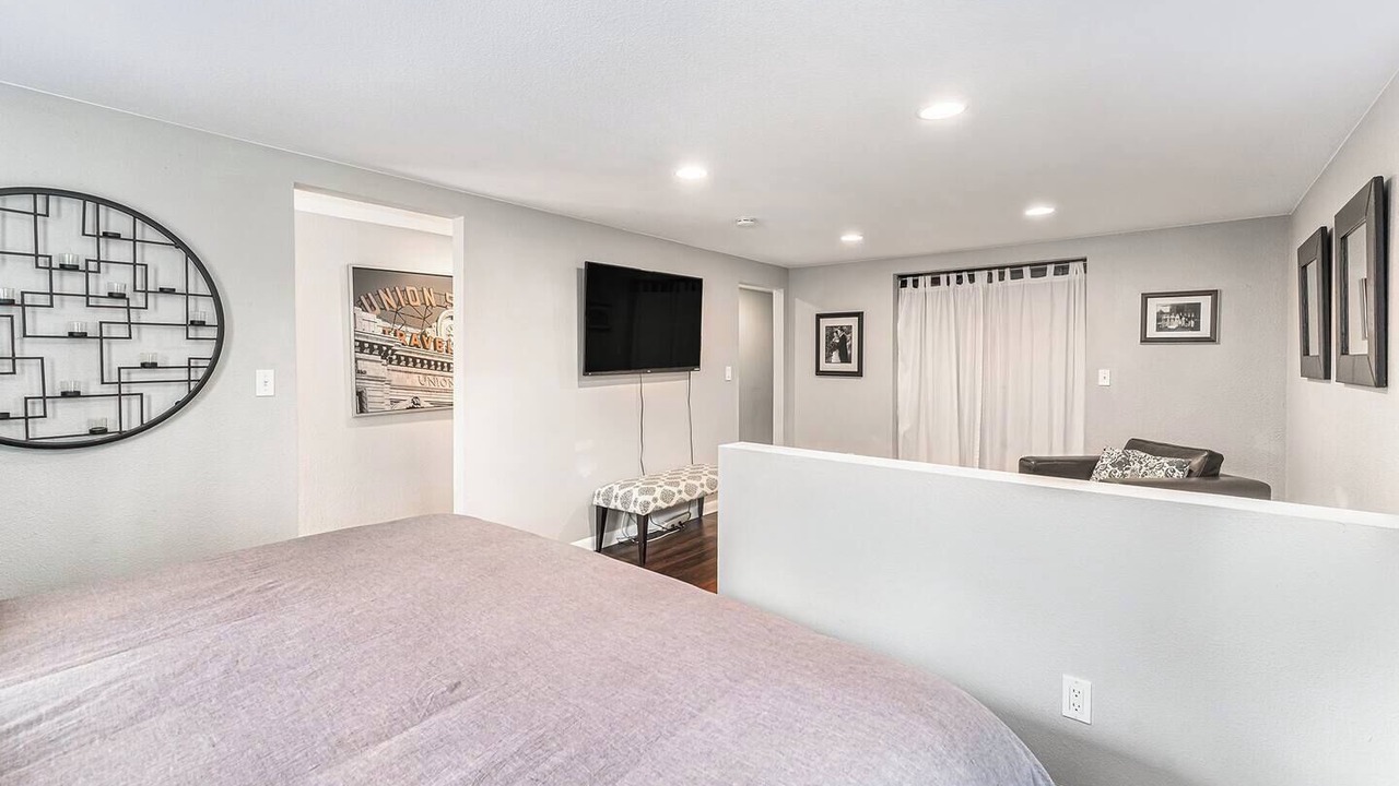 Photo of Bedroom in Highland Park