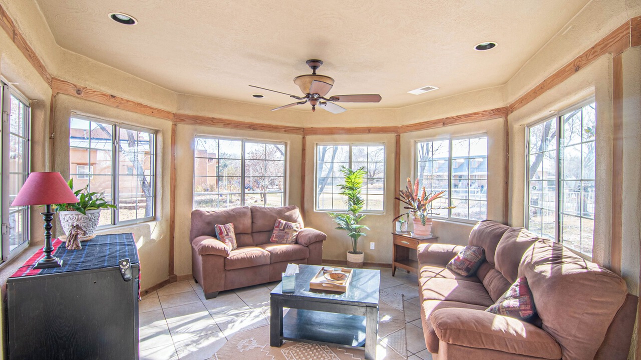 Photo of Livingroom in Bosque Farms