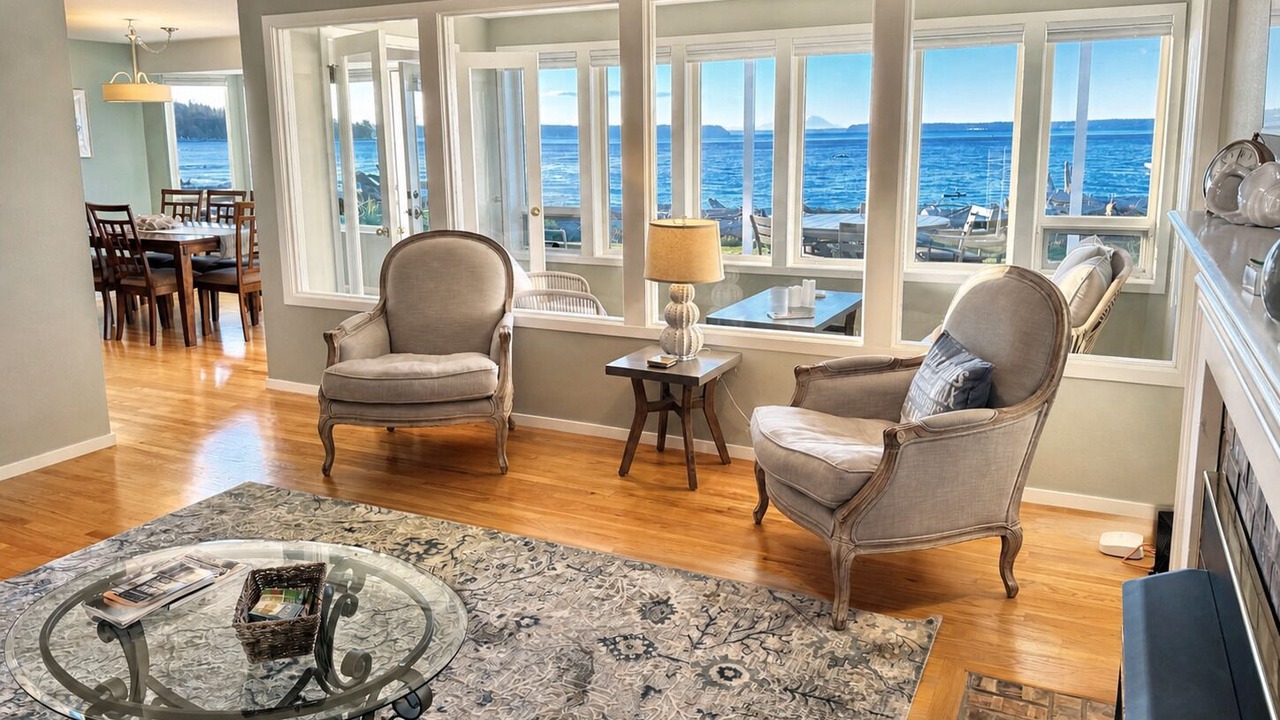 Photo of Livingroom in Camano Island