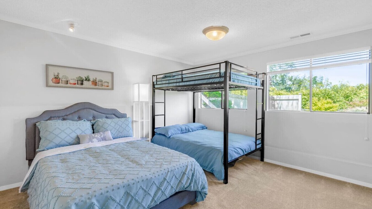 Photo of Bedroom in Bryn Mawr-Skyway