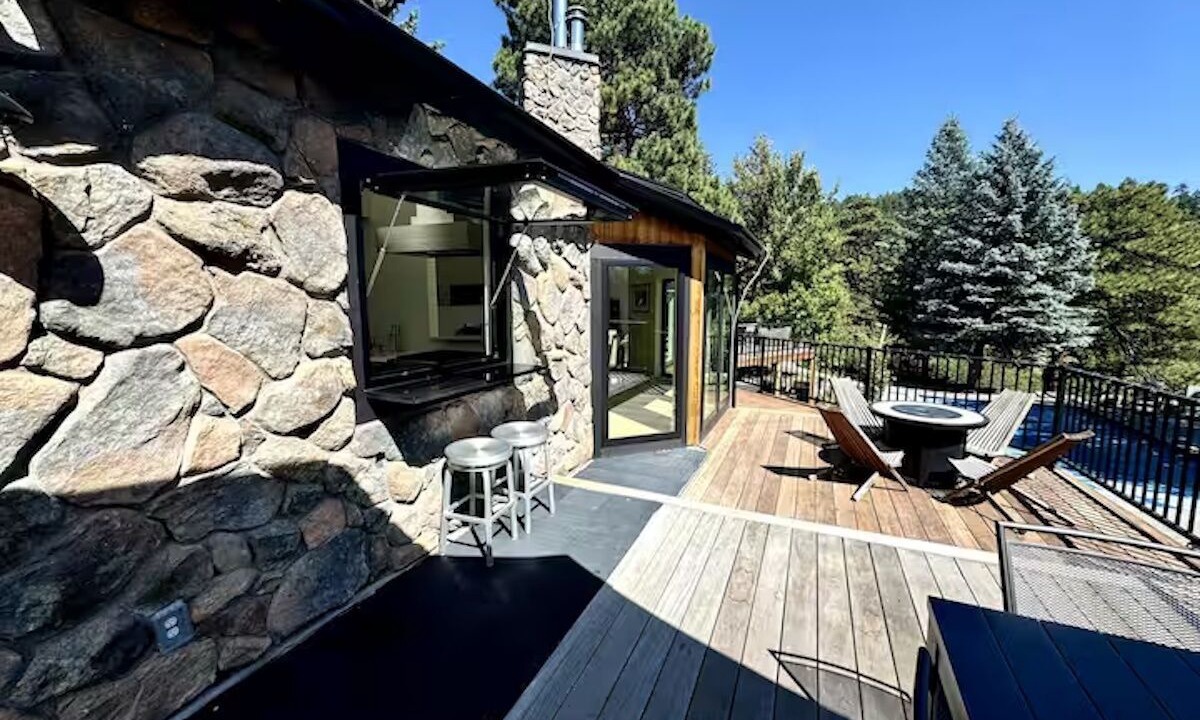 Photo of Outdoor in Indian Hills