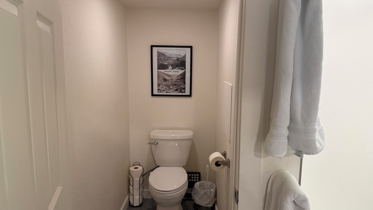 Photo of Bathroom in Parkland