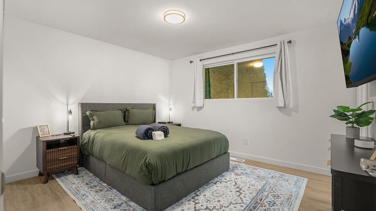 Photo of Bedroom in Burien