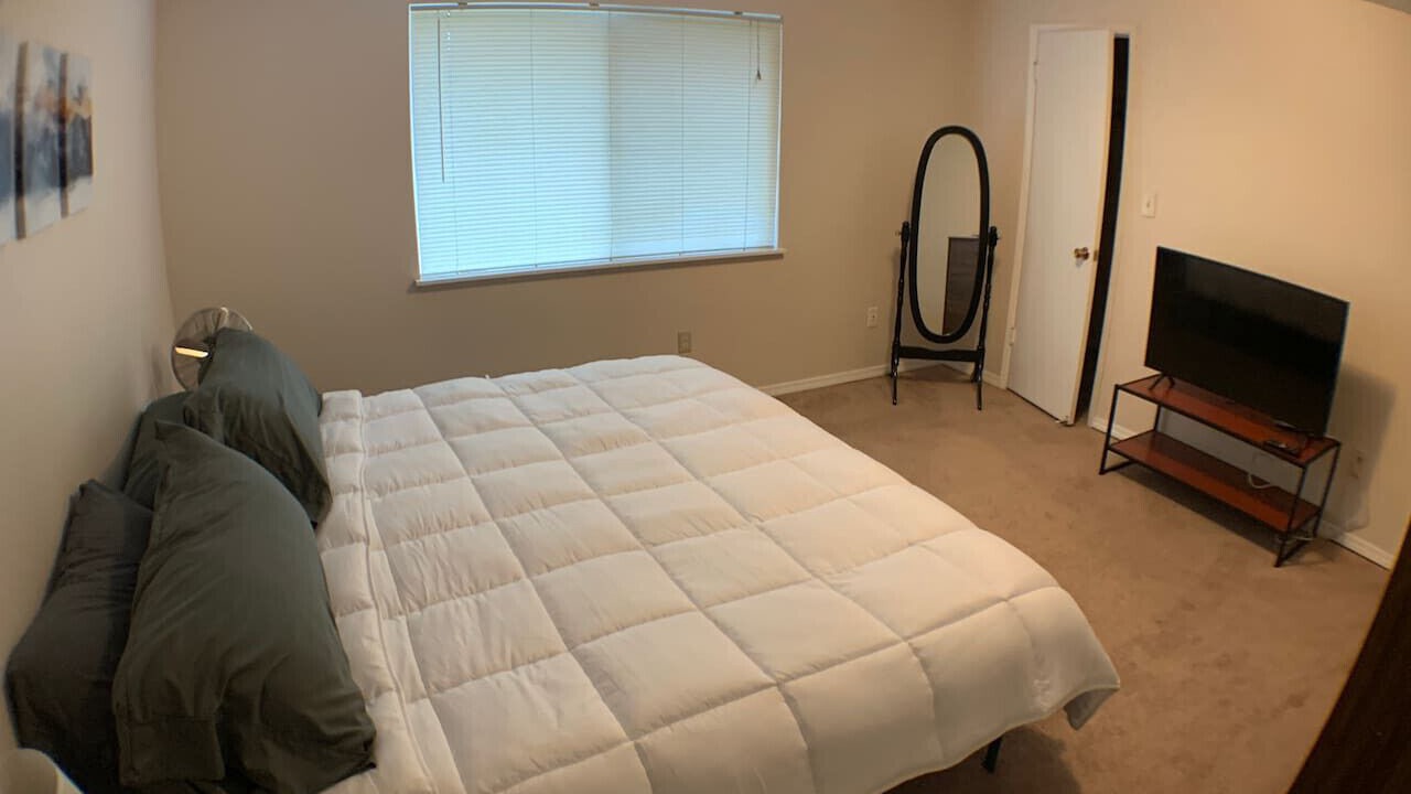Photo of Bedroom in SeaTac