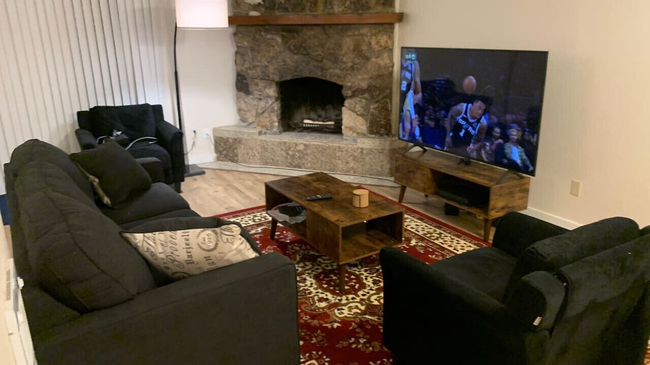 Photo of Livingroom in SeaTac