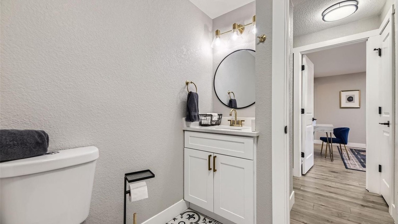 Photo of Bathroom in Scenic Heights