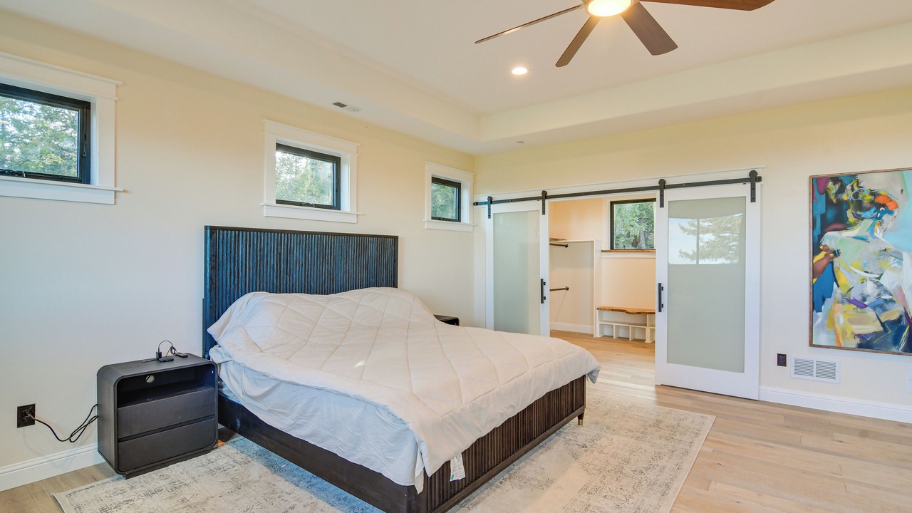 Photo of Bedroom in Evergreen