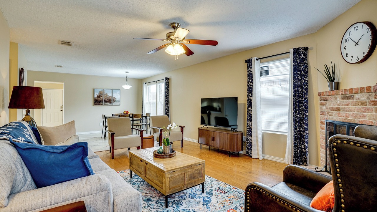 Photo of Livingroom in Fossil Creek