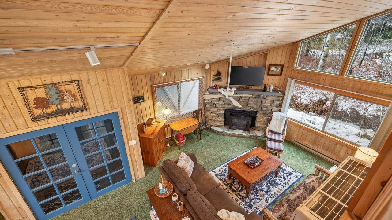 Photo of Livingroom in McCall