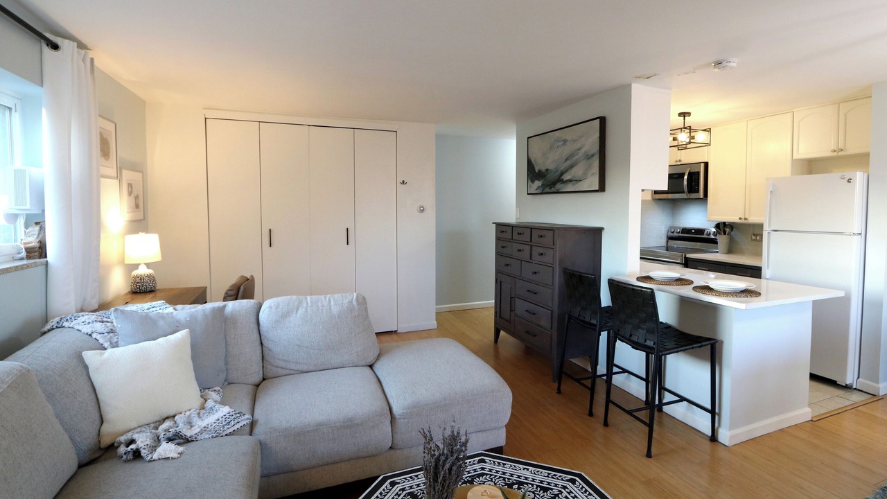 Photo of Livingroom in Capitol Hill
