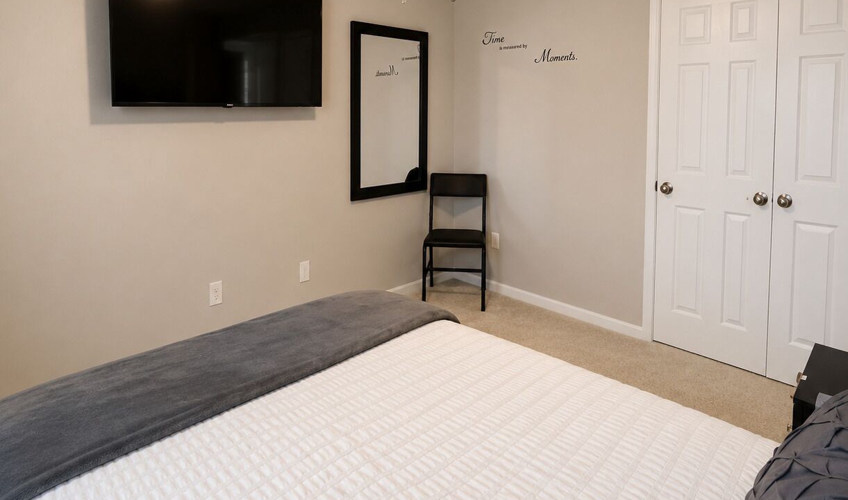 Photo of Bedroom in Noble