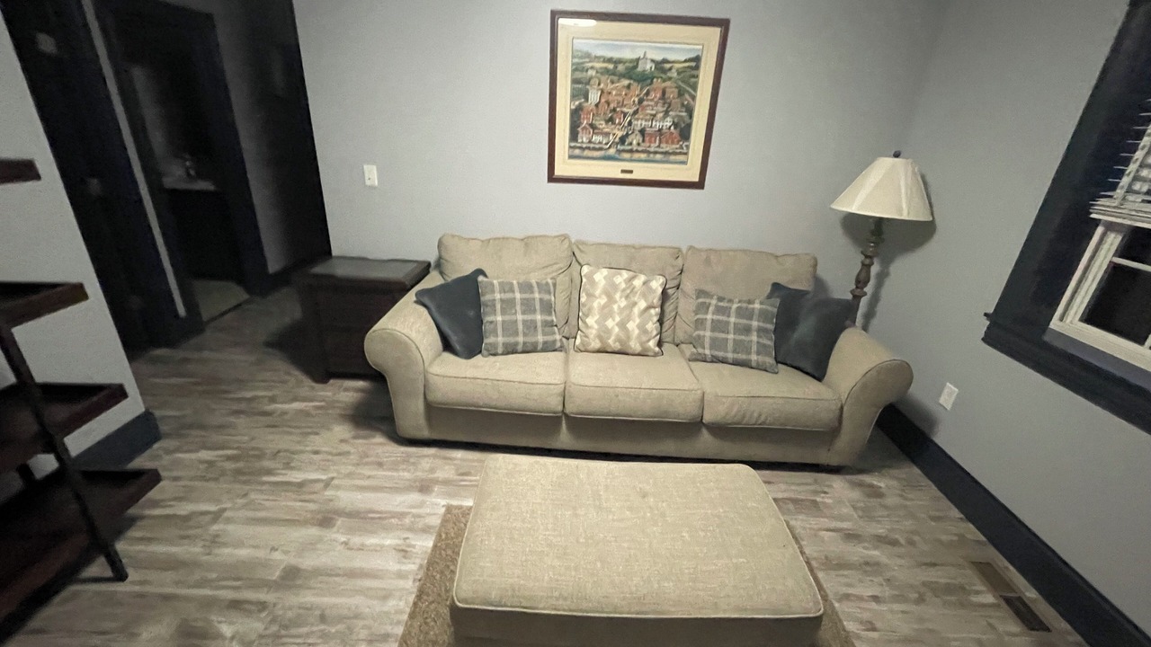 Photo of Livingroom in Nauvoo