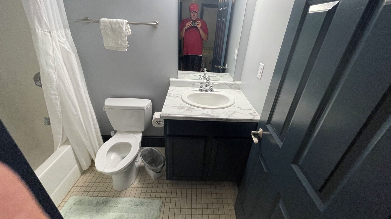 Photo of Bathroom in Nauvoo
