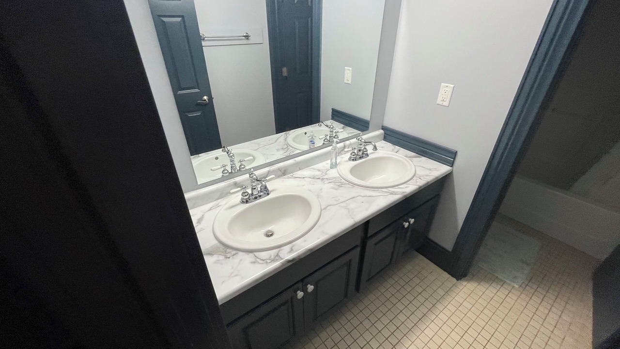 Photo of Bathroom in Nauvoo