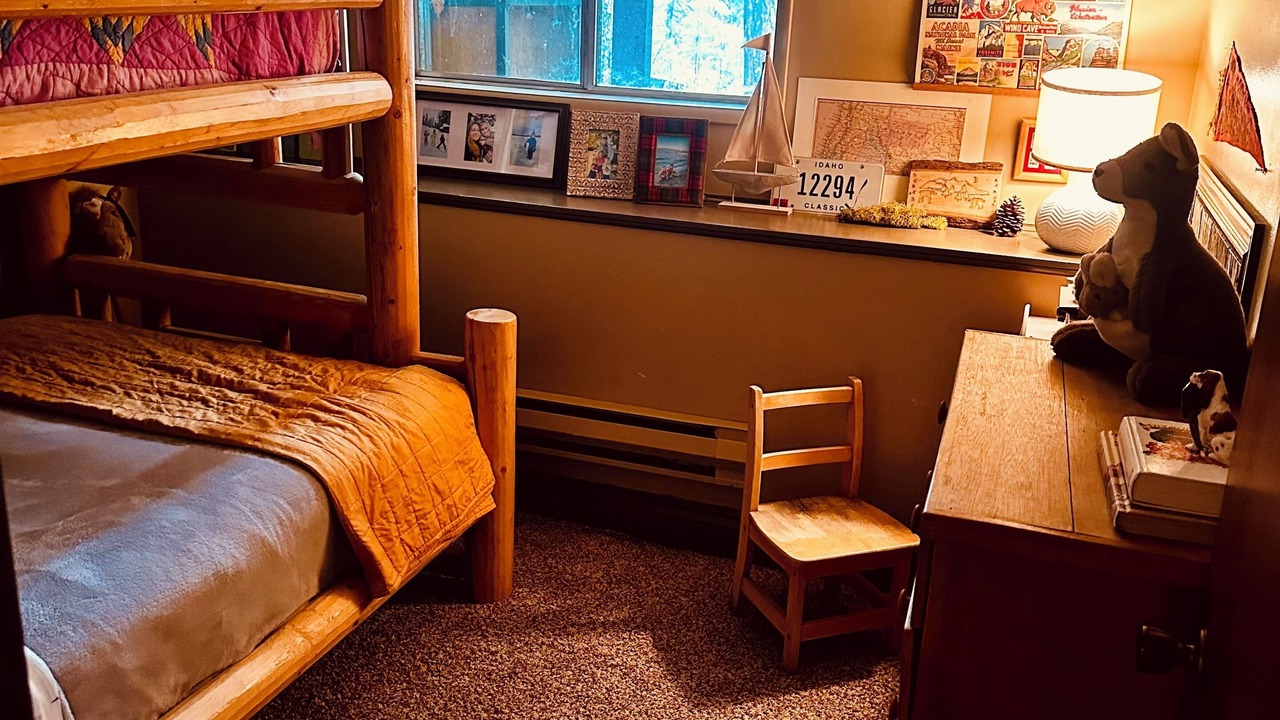 Photo of Bedroom in Cascade