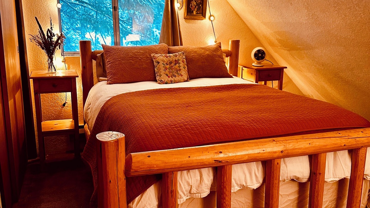 Photo of Bedroom in Cascade