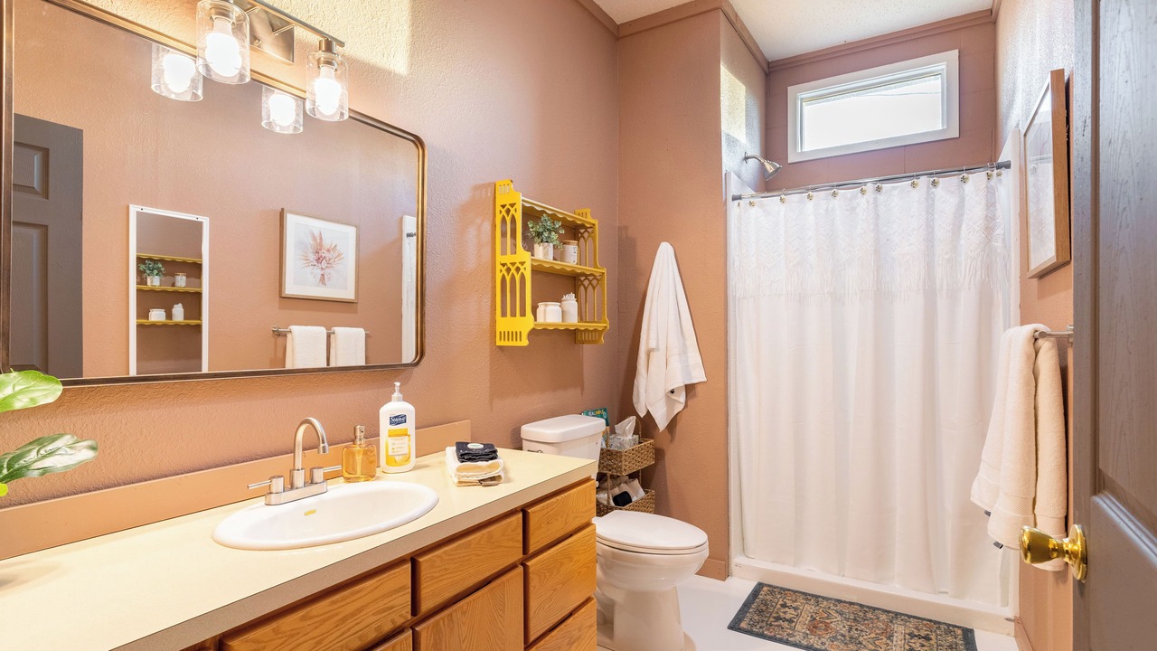 Photo of Bathroom in Halfway