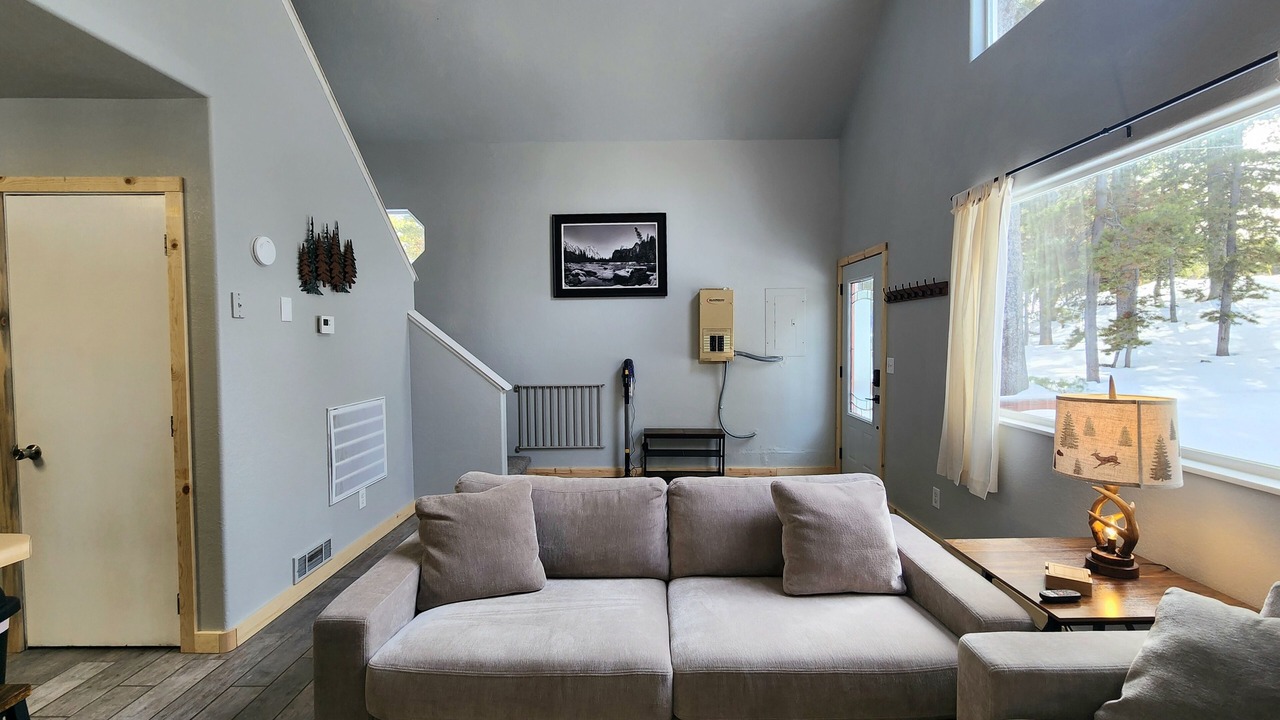 Photo of Livingroom in Casper Mountain