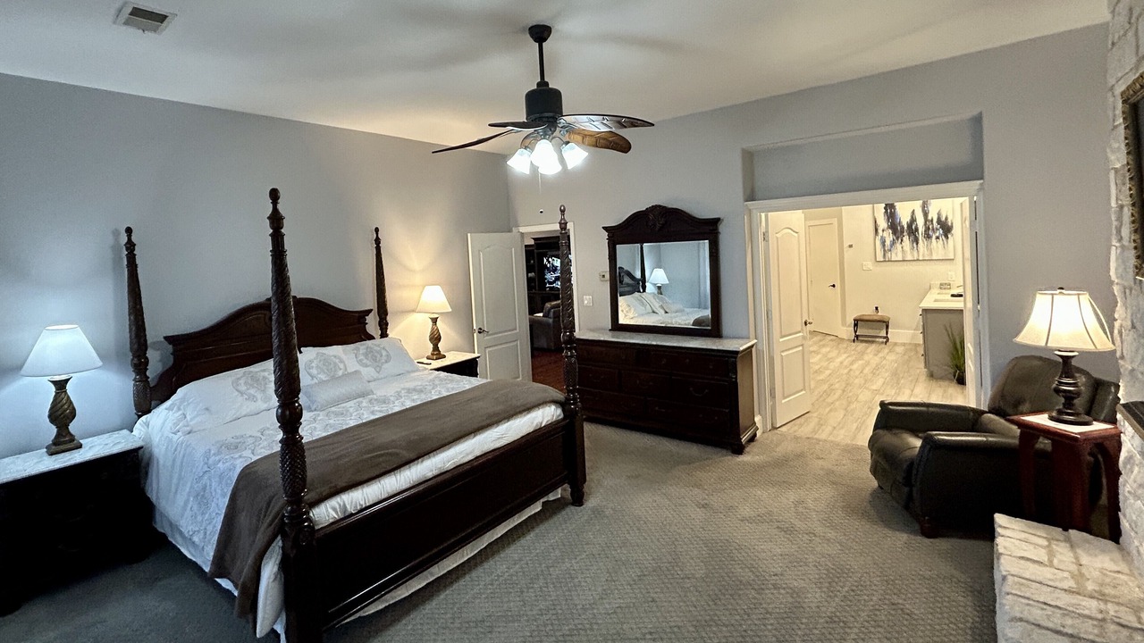 Photo of Bedroom in Lewisville