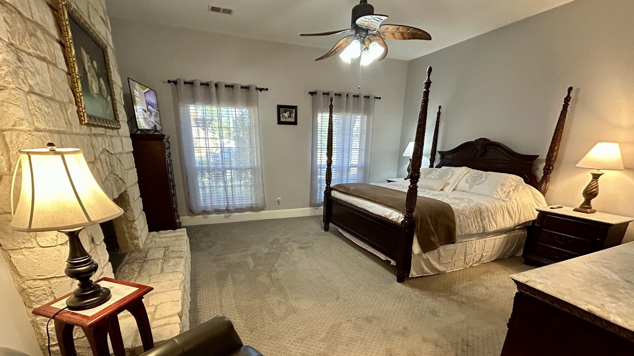 Photo of Bedroom in Lewisville