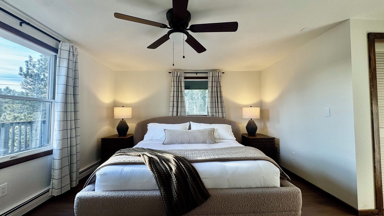 Photo of Bedroom in Black Hawk