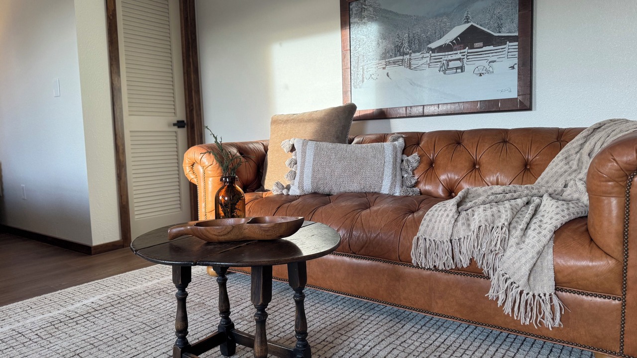 Photo of Livingroom in Black Hawk