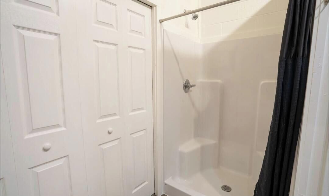 Photo of Bathroom in Halfway