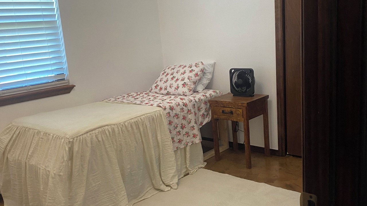 Photo of Bedroom in Ada